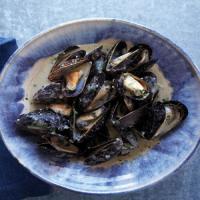 Coconut-Curry Mussels_image