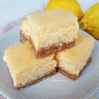 Light Lemon Cheesecake Bars_image
