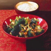 Stir-fried broccoli with cashews & oyster sauce image