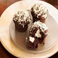 Frosting-Filled Cupcakes_image