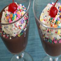Chocolate Pudding Sundaes_image