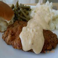 Chicken Fried Steak With Country Gravy_image