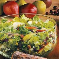 Cranberry-Pear Tossed Salad_image