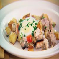 Emeril's Baked Eggs with Turkey Hash_image
