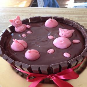 Swimming Pigs Cake Recipe - (4.3/5) image