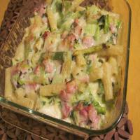 Easy Pasta Bake with Leek and Cheese_image