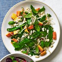 Papaya, beansprout & mangetout salad image