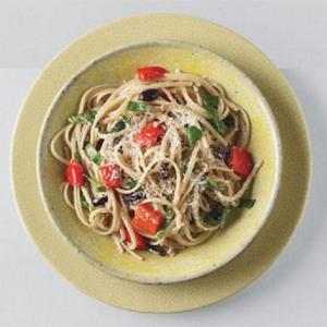 Pepper and Olive Pasta Sauce image