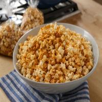Spiced Popcorn and Chickpea Snack_image