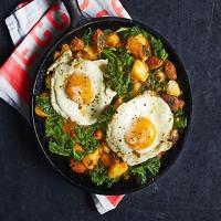 Chorizo & kale hash with a fried egg_image