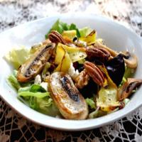 Zucchini, Mushroom, Walnut and Blue Cheese Salad_image
