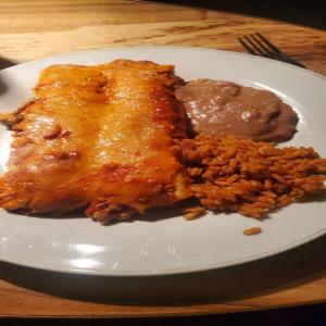 Cheesy Beef Enchiladas_image