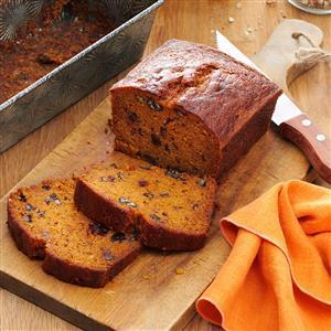 Raisin-Filled Pumpkin Spice Bread Recipe_image