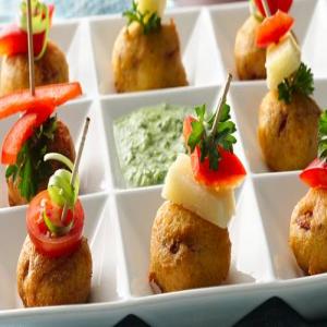 Chorizo Nuggets with Chimichurri Dipping Sauce_image