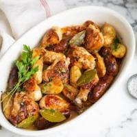 Roast chicken, sausage and potato tray roast_image