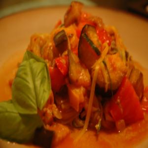Zucchini Tomato Pasta image