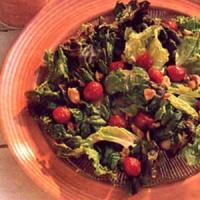 Lettuce with Raspberry Dressing_image