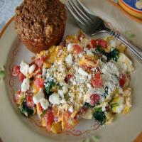 Spinach & Tomato Scrambled Egg With Feta Cheese_image