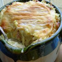Tartiflette - Alpine Melted Cheese, Bacon and Potato Gratin_image