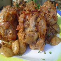 Bone-In Chicken With Bacon & Thyme_image