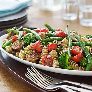 Rotini with Sauteed Chicken Sausage and Vegetables_image