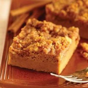 Streusel Topped Pumpkin Pie by EAGLE BRAND®_image