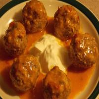 Buffalo Meatballs in a Sweet & Spicy Orange Sauce_image