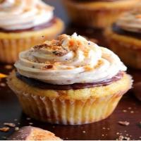 Butterfinger Cupcake_image