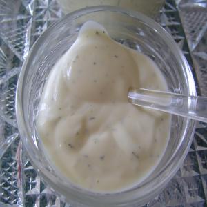 Rich Homemade Ranch Dressing_image