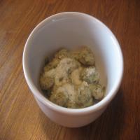Potato Gnocchi in Pesto Cream Sauce_image