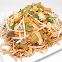 Cantonese Chicken Chow Mein image