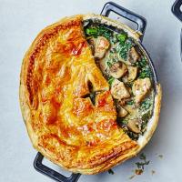 Chicken, kale & mushroom pot pie image