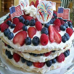 Berries 'n' Cream Torte_image