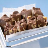BAKER'S Classic Chocolate Fudge_image