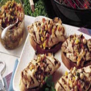Grilled Chicken with Italian Salsa_image