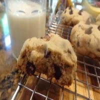 BONNIE'S 6 GIANT CHOCOLATE CHIP COOKIES_image
