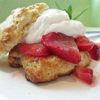 Buttermilk Strawberry Shortcake Recipe - (4.6/5)_image