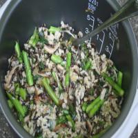 Stir-Fried Wild Rice With Asparagus and Mushrooms_image