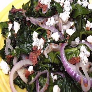 Sauteed Spinach With Red Onion, Bacon & Blue Cheese_image