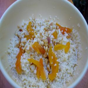 Middle Eastern Sweet Couscous_image