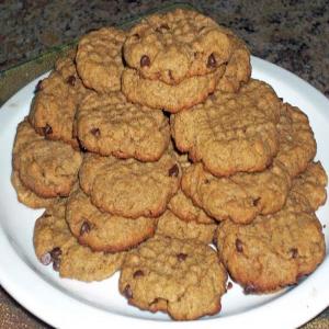 Peanut Butter Chocolate Chip Cookies (Gluten and Egg Free)_image