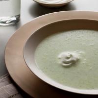 Broccoli Soup with Yogurt image