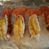 How to Broil a Lobster Tail_image