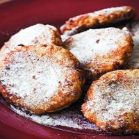 Gorditas de Piloncillo (Sweet Fried Masa Cakes)_image
