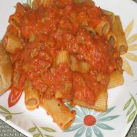 Pasta With Pink Vodka Sauce and Sausage_image