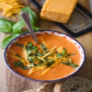Tomato, Basil, & Cheddar Soup_image