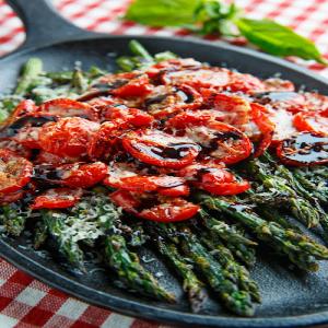 Balsamic Parmesan Roasted Asparagus and Tomatoes_image