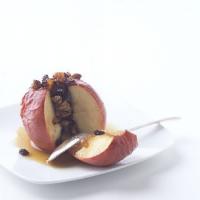 Baked Apples Stuffed with Dried Fruit and Pecans_image