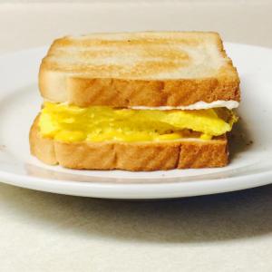 Tom's Scrambled Egg Sandwich_image