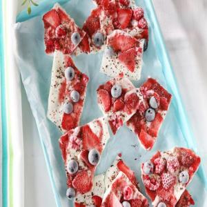 Frozen Yogurt Bark with Strawberry-Balsamic Jam_image
